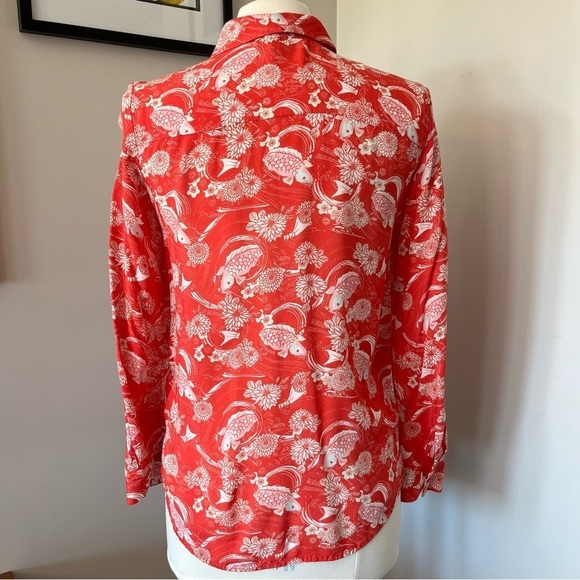 TOPSHOP Koi Fish Print Long Sleeve Button Down Top - Picture 3 of 7
